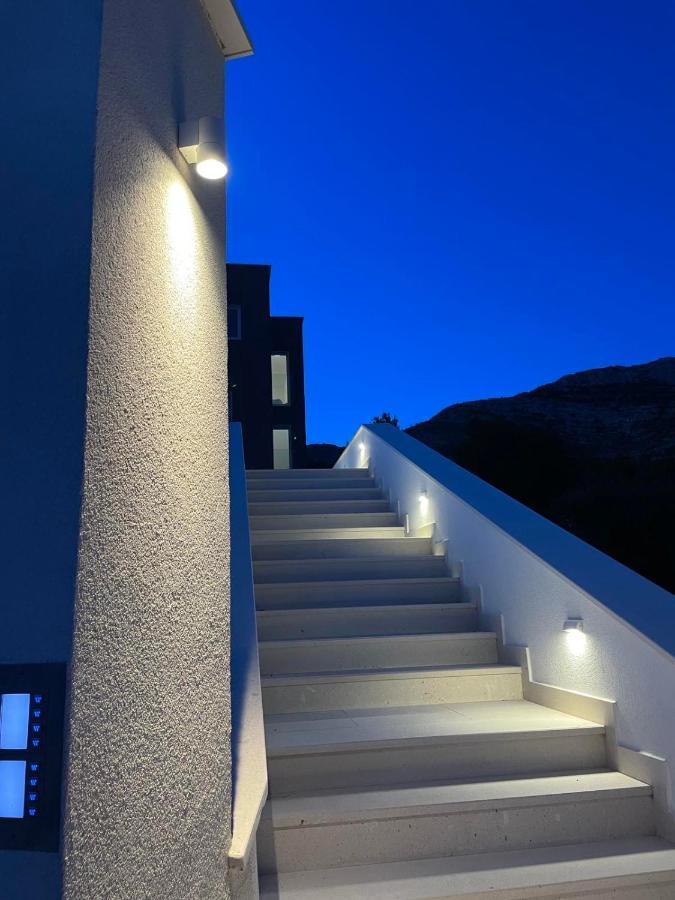 Villa Bofor Kuciste Luaran gambar